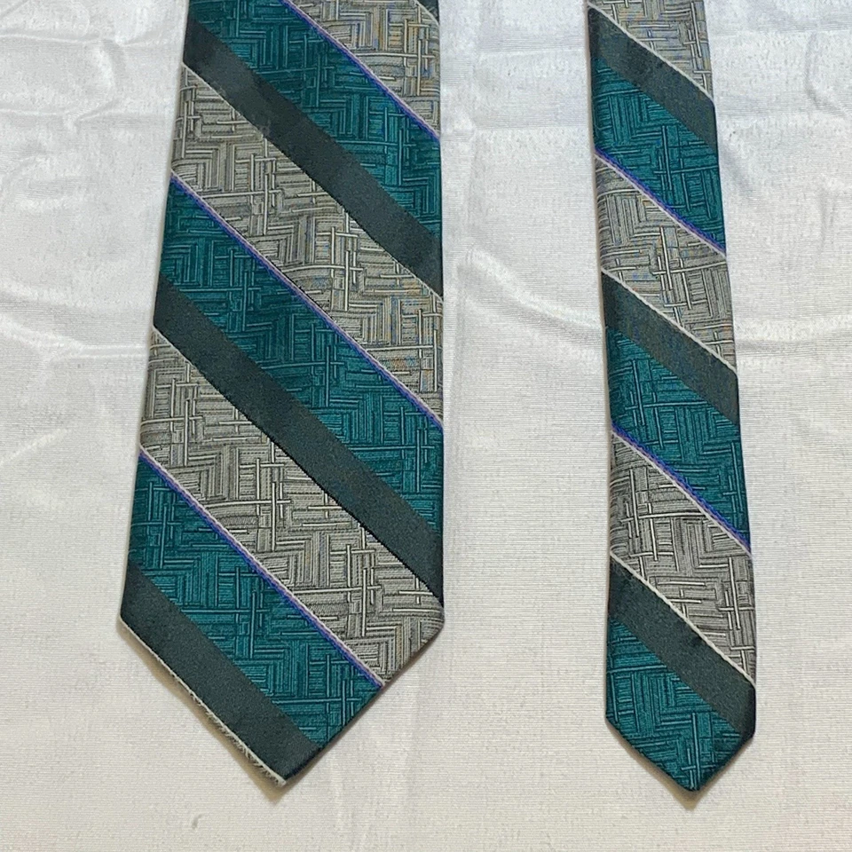 Corbata para hombre Chevrolet Corvette de colección a rayas verde gris negro púrpura 56”x3” Foto 4 de 4