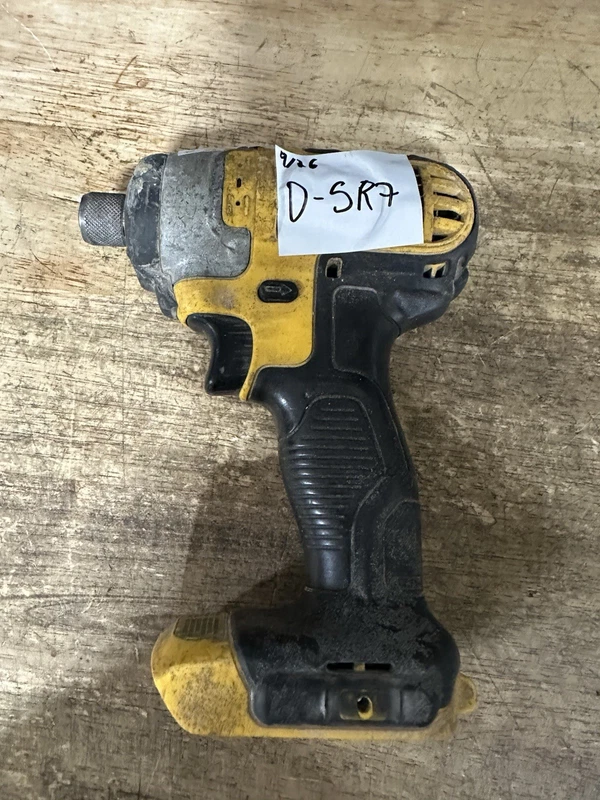 DEWALT DCF885B 20V Impact Driver