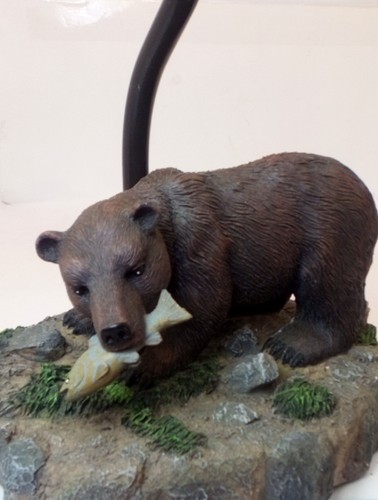 Bear Fishing Tabletop Lamp Tested , No Shade Top, Excellent Condition Free Ship - Picture 4 of 18