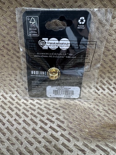 Boxlunch Exclusive Warner Brothers Looney Tunes WB Logo 100 Years Pin - Picture 2 of 2