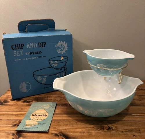 VTG 1958 Pyrex Hot Air Balloons Cinderella Chip & Dip Bowls W/Holder Turquoise