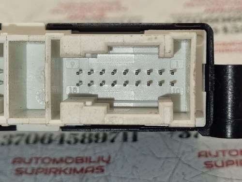 Skoda Octavia Mk3 (5E) 2016 Parking PDC control unit module 5Q0919283F RKD28819 - Picture 4 of 5