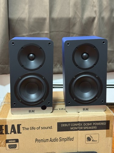 ELAC Debut ConneX 4-1/2" Bookshelf Passive Speakers -requires external amplifier - Picture 4 of 9
