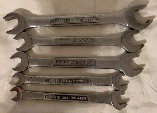 VINTAGE CRAFTSMAN VV & V SERIES COMBINATION WRENCHES View Photos - Picture 8 of 9
