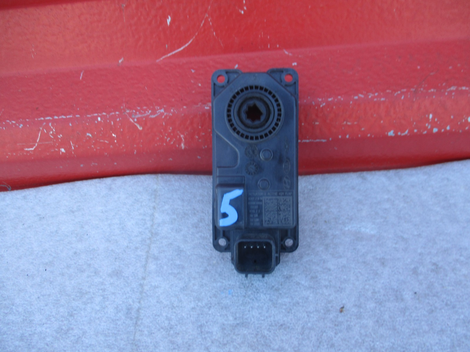 Picture 1 of 8