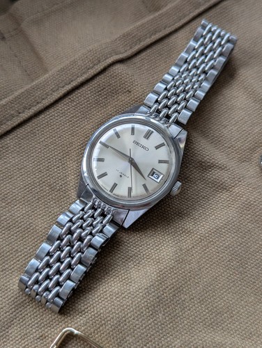 Vintage 1974 Seiko 6602-8050 Manual Wind Watch with beads of rice bracelet - Picture 8 of 17