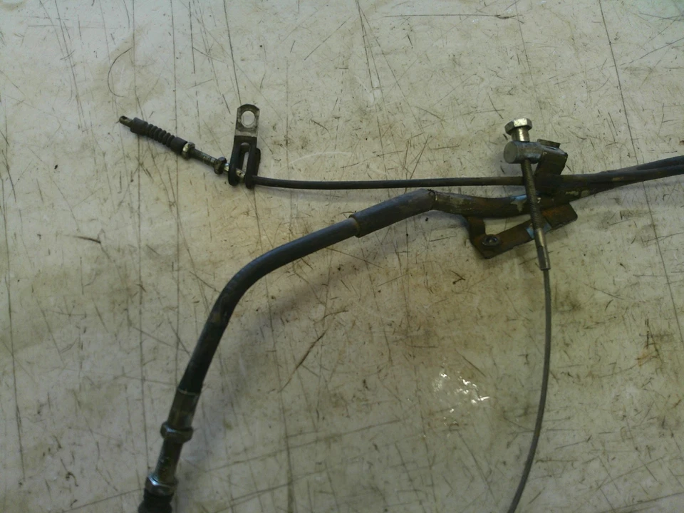 1987-2015 Suzuki Savage 650 LS650 S40 Conjunto de freno de estriba de conductor delantero derecho Foto 2 de 4