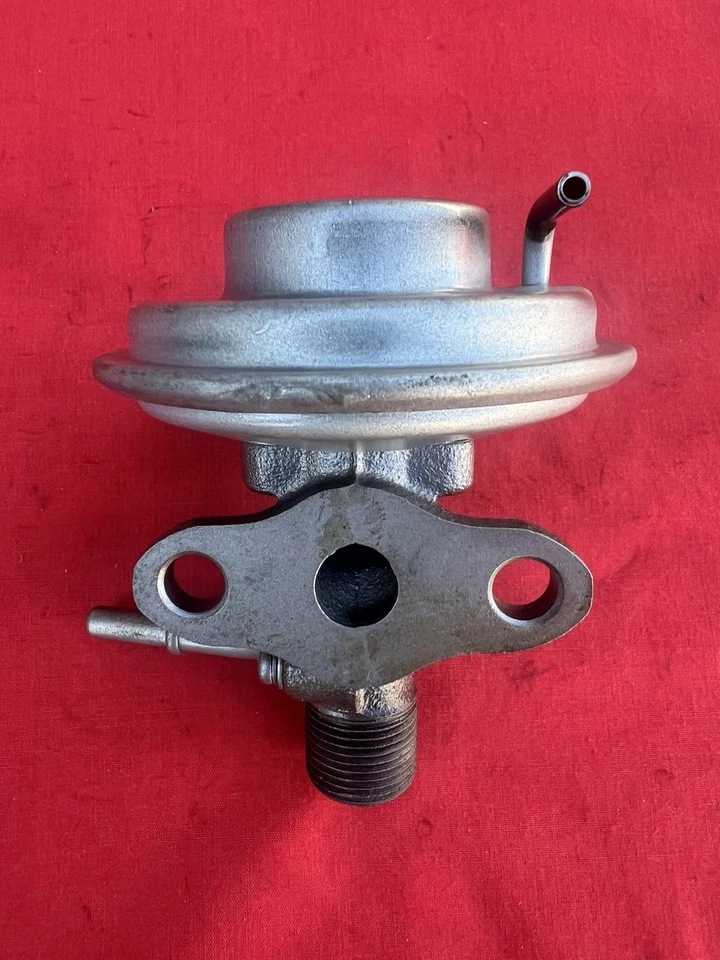 Válvula OEM TOYOTA EGR para Toyota Camry RAV4 Celica 1996-1999 25620-74310 EGV731 Foto 2 de 3