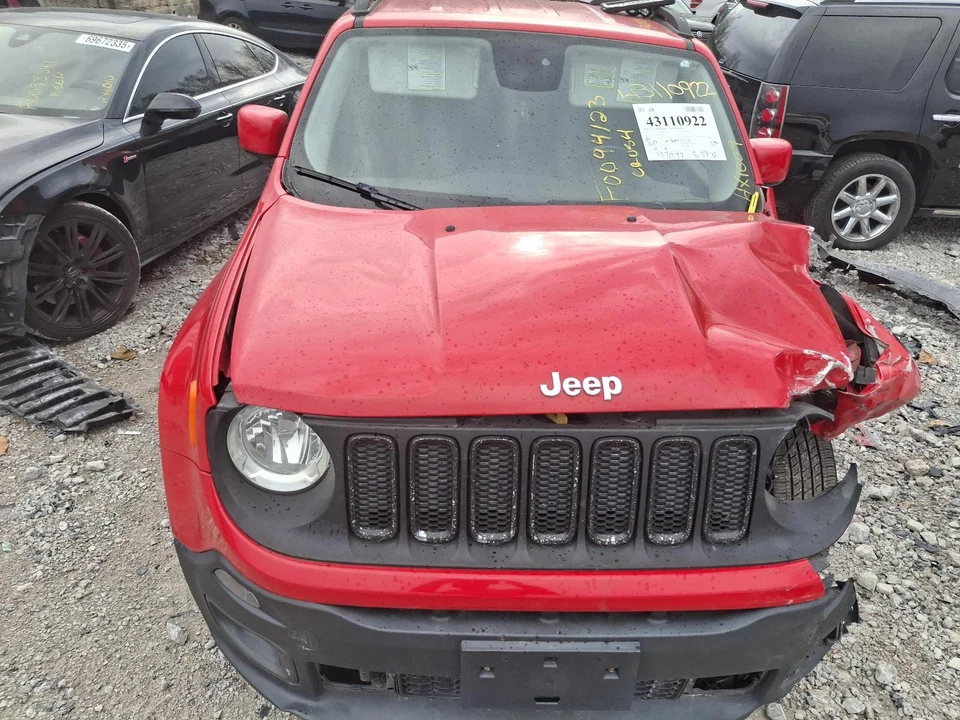 Consola central superior delantera usada se adapta a: Jeep Renegade 2017 techo sin techo corredizo AM-FM- Foto 3 de 4