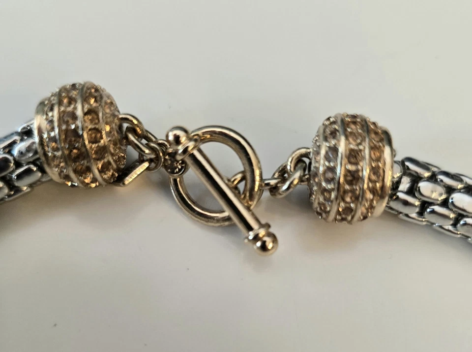 Collar de malla Banana Republic tono plata oro y pedrería 17" cierre de palanca Foto 2 de 4