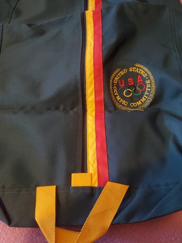 1995 TOUR OLÍMPICO Y MUNDIAL CAMPEONES DE PATINAJE ARTÍSTICO BOLSA DE ROPA VERDE - Imagen 2 de 5