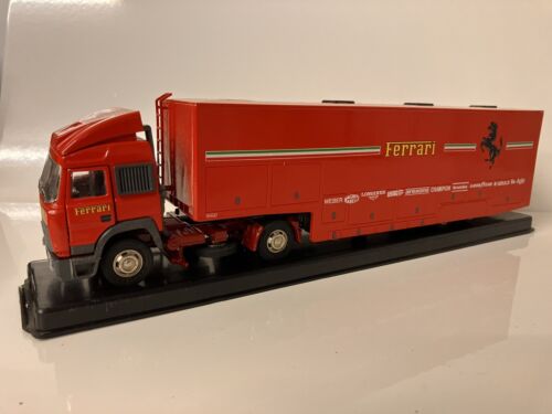 Camión de transporte de coches Iveco F1 11335 diecast escala 1/43 Eligor - Ferrari - Imagen 9 de 10