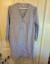 Old Navy Women's Striped Shirt Dress Size Medium Blue & White With Belt loops...