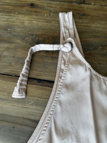 Mono corto BDG Urban Outfitters con botones melocotón para mujer talla mediana - Imagen 5 de 14