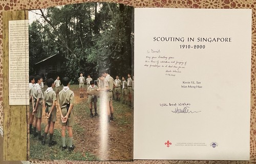 Scouting in Singapore 1910-2000 by Kevin Tan & Wan Meng Hao hardcover Book - Picture 4 of 5
