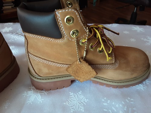 Timberland Wheat Nubuck Waterproof Boots 12709 Youth Kids Size 1 Lace Up - Picture 4 of 9