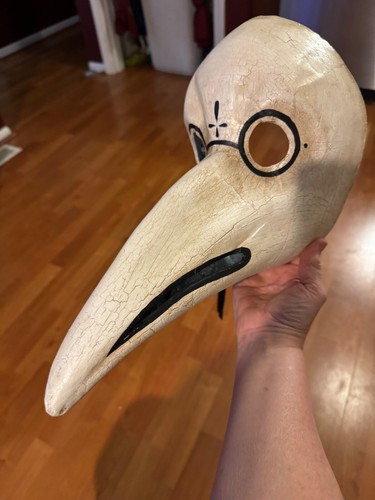 One of a Kind Autographed Sergio Boldrin Venetian Doctor Mask - Picture 11 of 13