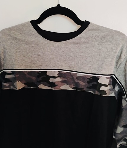 Black & Grey Camouflage Camo Long Sleeve T-shirt NEW Size XXS - Picture 2 of 4