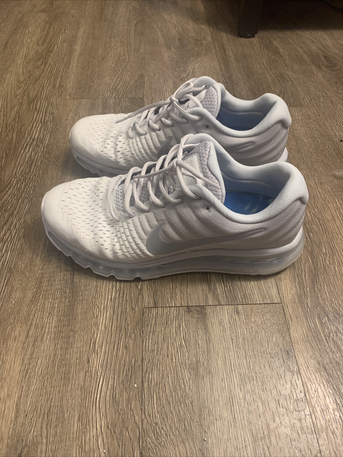 Roadblock blast Wardrobe NIKE AIR MAX 2017 PURE PLATINUM WOLF GREY 849560-009 WOMEN'S 12 MEN'S 10.5 RUN | eBay Roadblock blast Wardrobe NIKE AIR MAX 2017 PURE PLATINUM WOLF GREY 849560-009 WOMEN'S 12 MEN'S 10.5 RUN | eBay