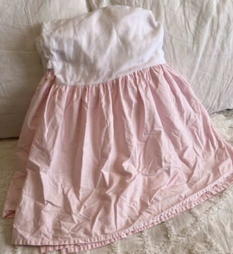 Falda de cama para cuna Carousel Designs algodón rosa liso volantes de polvo de 13"" ¡Gota! - Imagen 1 de 10