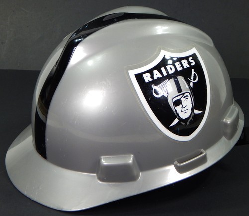 CAPPELLO RIGIDO MSA RAIDERS NFL LAS VEGAS CON LICENZA UFFICIALE TAGLIA M OAKLAND VINTAGE V-GARD - Foto 2 di 10