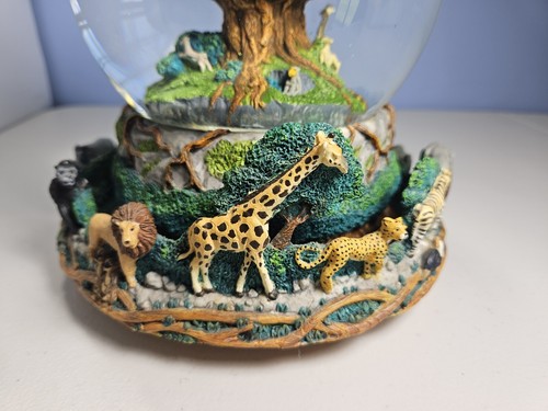 Animal Kingdom Lebensbaum Schneekugel mit drehbarem Sockel funktioniert nicht gut - Bild 5 von 19