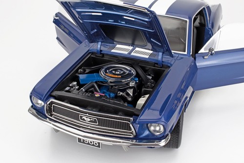 KK-Scale 1/12 Ford USA Mustang GT Fastback Coupe 1968 Blue White KKDC120224 - Picture 7 of 11