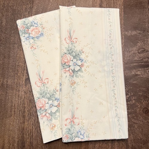 2 Vintage WAMSUTTA Percale Standard Pillowcases Floral Cottage Ivory Pink Blue