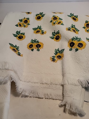 Charles Craft Fingertip Towel E-Z Stitch Border Tea Towels Lot Of 5 - Picture 14 of 15