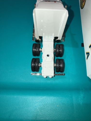 Ertl International Cab with Trailer 1st Toy Show 1994 Line Mountain FFA RARE - Bild 20 von 24