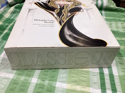 Vintage 1995 Midnight Gala Barbie Classique Collection Mattel #12999 - Unopened - Picture 4 of 17
