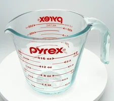PYREX 2 CUP GLASS MEASURING CUP RED LETTERS BLUE TINT PREP-IT ESSENTIALS 1 PINT