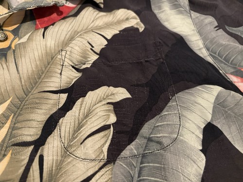 Tommy Bahama Silk Floral Button Up Hawaiian Shirt Mens Size Large - Picture 4 of 7