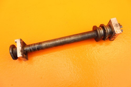 1992 - 1999 Suzuki Rm125 Rm250 Rear Wheel Axle 64711-28E00 - Picture 9 of 11