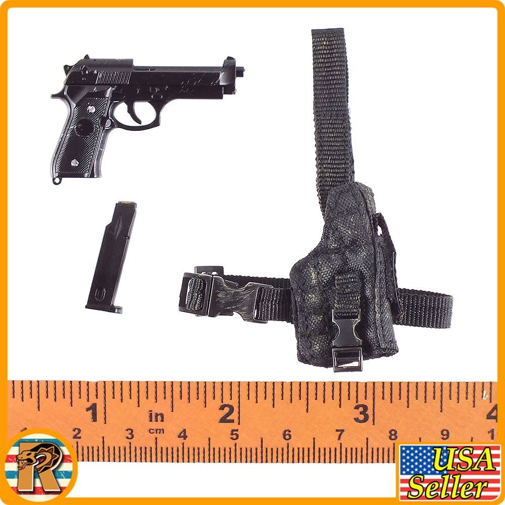 Walking Dead Morgan - Pistol & Holster - 1/6 Scale - Threezero Action Figures