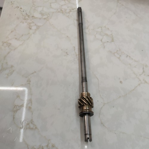 ROVER P4 P5, LAND ROVER 6 ZYLINDER ÖLPUMPE ANTRIEBSWELLE/GETRIEBE BAUGRUPPE NOS 598214 - Bild 1 von 8