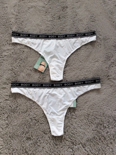Damen-Tangas Größe 16 M&S Body weiß (2 Paar) ohne VPL neu mit Etikett