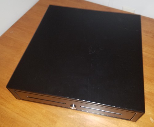 APG Vasario Series 16 in Cash Drawer (VB320-BL1616) w/ Cash Till & 2 Keys #235 - Picture 4 of 6