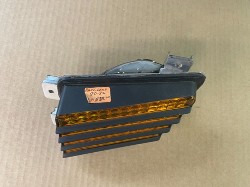 Corvette 914559 OEM LH Front Park Turn Signal Light Assembly 80 81 82 GM NOS - Picture 2 of 7