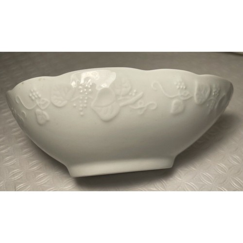 Dansk Ivy Dish Bowl White Gravy Avocado Egg oval Boat France 6 1/8” Porcelain - Picture 2 of 4