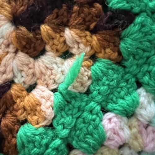 Hand Knit Green Granny Squares Afghan Blanket Throw 79x60 Multicolor - Picture 8 of 9