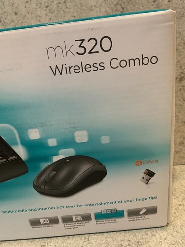 Logitech MK320 (920002836) Wireless Keyboard and Mouse Combo NEW IN BOX - Picture 3 of 9