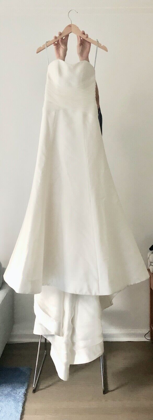 Picture 1 of 5