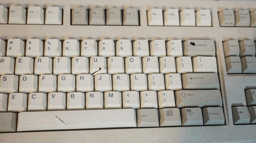VINTAGE CHERRY RS 6000 / G83-6104LANUS 5-PIN DIN-PLUG WINDOWS KEYBOARD - Afbeelding 3 van 12