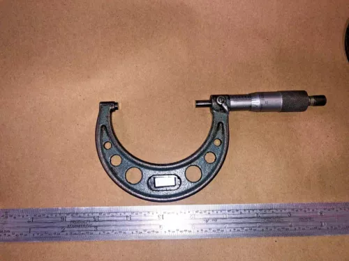 MITUTOYO 103-217 OUTSIDE MICROMETER 2-3"