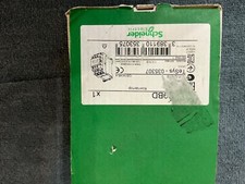 Schneider Electric 3 Pole Contactor 9 Amp LC1D09 Brand New!