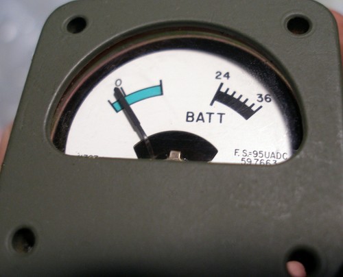 Military Panel Pressure Volt Meter FS=95UADC, 6685-01-363-8380 Supply Class TAOE - Bild 10 von 11