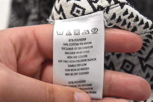 NEW Ecote Womens Shorts Size 0 Black White Embroidered Textured Casual - Picture 5 of 6