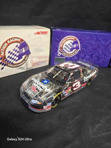 Action Dale Earnhardt #3 GM Goodwrench Service Plus 1988 Monte Carlo Clear 1:24 - Picture 2 of 10