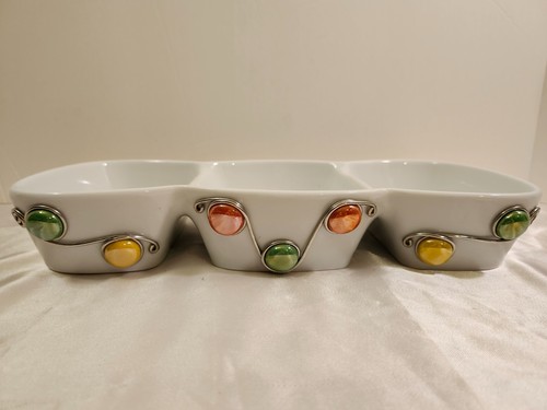 Home Essentials & Beyond 3 Section Serving Tray & 3 Utensils Handmade Wire Beads - Picture 7 of 19